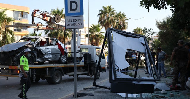 Özel harekat polisleri kaza yaptı: 4 yaralı