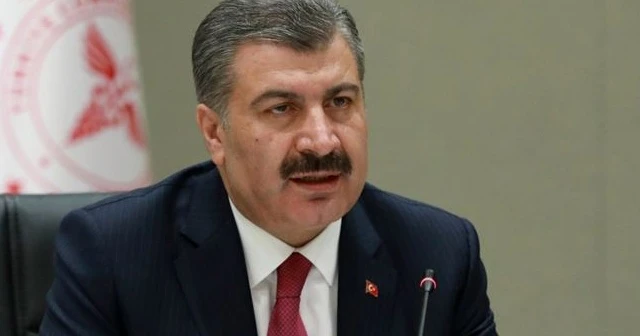 Sağlık Bakanı Fahrettin Koca'dan taraftarlara Kovid-19 uyarısı