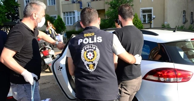 Sahte kimlik ile telefon kartlarını kopyalayan çete çökertildi