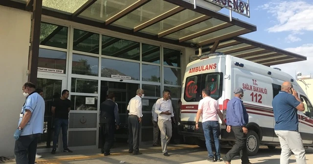 Siirt'te traktör devrildi: 3 ağır yaralı