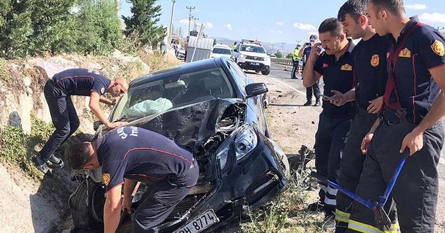 Sinop Valisi Karaömeroğlu trafik kazası geçirdi