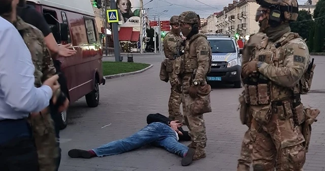 Ukrayna'da rehine krizi sona erdi