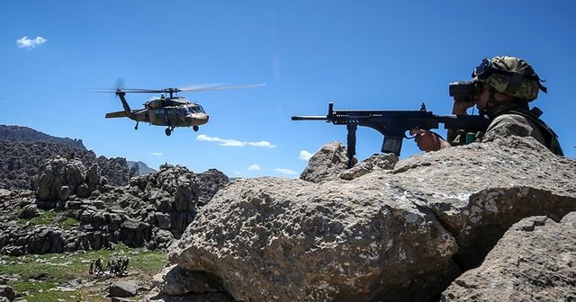 Van&#039;da etkisiz hale getirilen 3 teröristin gri listede arandığı belirlendi