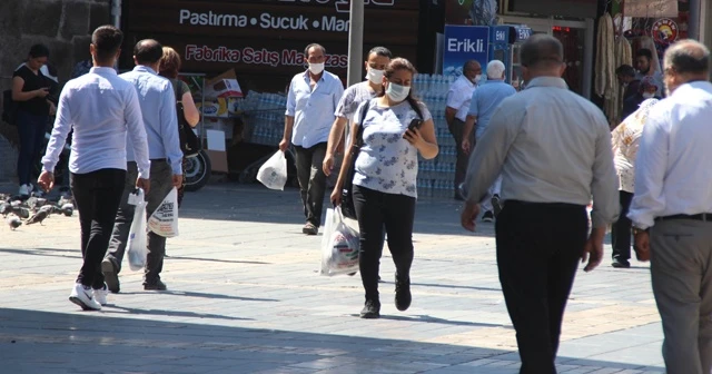 Vatandaşlar ‘maske’ takmayanlardan dertli