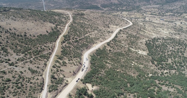 Yollar asfaltlanıyor, mesafeler kısalıyor