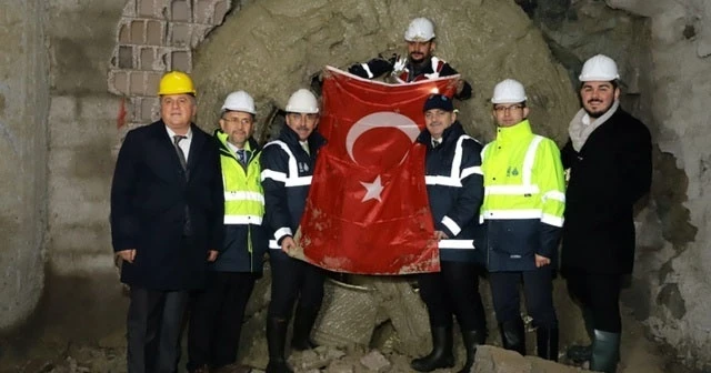 Zeytinburnu-Bahçelievler içme suyu tüneli pandemiye rağmen gününde tamamlandı