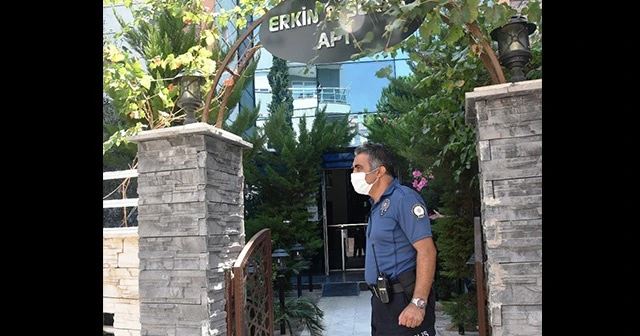 25 yaşındaki genç apartta ölü bulundu