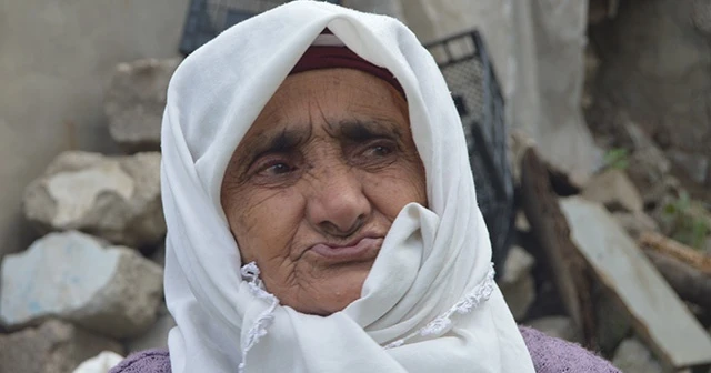 82 yaşındaki Cemile ninenin yaşam mücadelesi