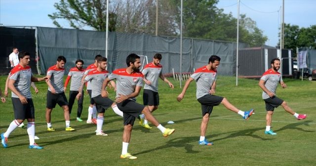 A Milli Futbol Takımı&#039;nın Macaristan ve Sırbistan aday kadrosu açıklandı