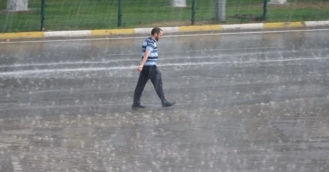 Ağustos ayında şiddetli yağmur