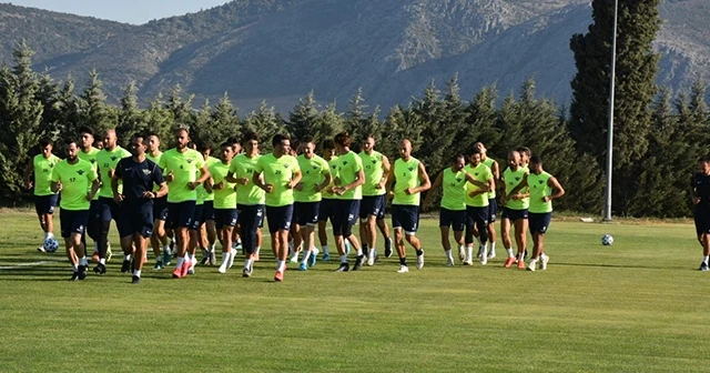 Akhisarspor yeni sezon hazırlıklarına başladı