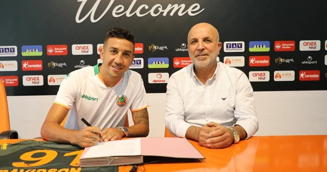 Alanyaspor’da 3 imza birden