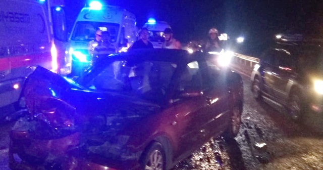 Antalya&#039;da trafik kazası: 1 ölü, 2 yaralı