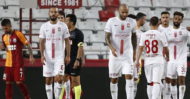 Antalyaspor kötü başladığı sezonu rekorlarla tamamladı