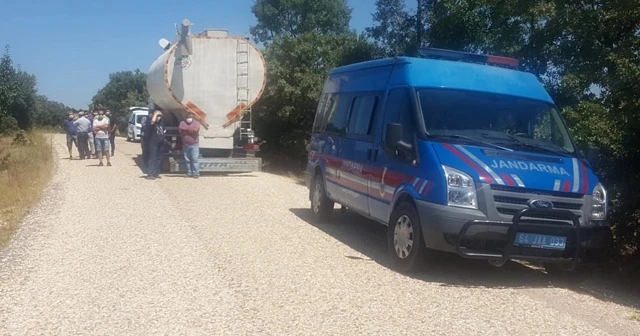 Arıza yapan aracını kontrol etmek isterken canından oldu