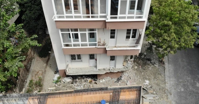 Avcılar'da 17 Ağustos'un 21'inci yılında da yüzlerce riskli binada yaşam sürüyor