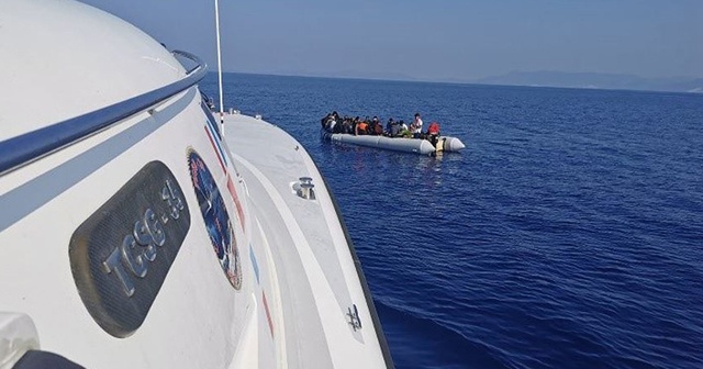 Aydın&#039;da Türk kara sularına geri itilen 42 sığınmacı kurtarıldı