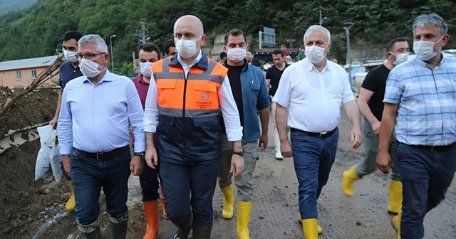 Bakan Karaismailoğlu Dereli'de incelemelerde bulundu