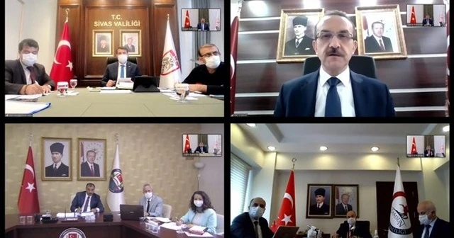 Bakan Koca 4 ilin valisiyle toplantı yaptı