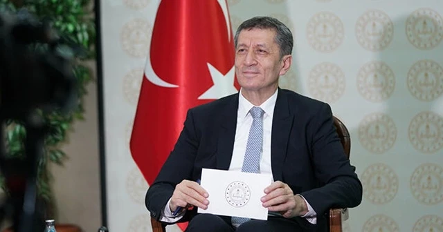 Bakan Selçuk'tan öğrenci ve velilere "maske" uyarısı!