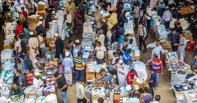 Bangladeş'te Covid-19 bilançosu artıyor