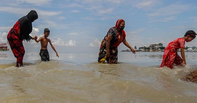 Bangladeş'teki sellerde ölü sayısı 251'e yükseldi