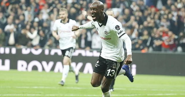 Atiba Hutchinson: 'Tekrar arkadaşlarımla beraberim'
