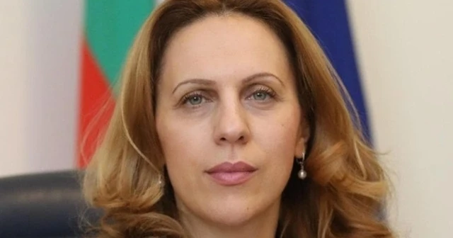 Bulgaristan Turizm Bakanı Nikolova, Türkiye'den gelecek turistler için tedbirlerin hafifletilmesini istedi