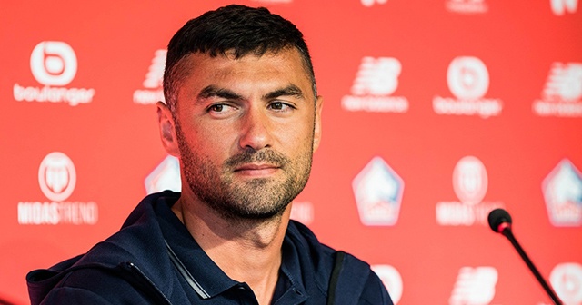 Burak Yılmaz, basın toplantısında Lille&#039;e transfer sürecini anlattı