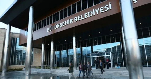 Büyükşehir’in yetkileri ilçelere devredilecek