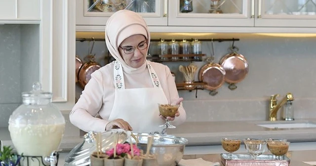 Emine Erdoğan'dan Aşure Günü paylaşımı