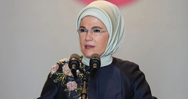 Emine Erdoğan'dan 'Muş Laleli' Malazgirt Zaferi kutlaması