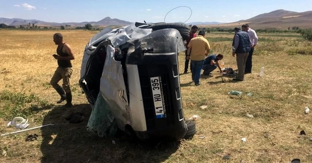 Erzincan’da feci kaza: 1 ölü, 4 yaralı