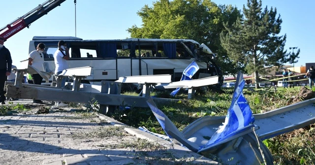 Eskişehir’de feci kaza: 2 ölü 12 yaralı