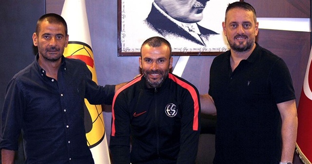 Eskişehirspor, Kıvanç ile 1 yıllık sözleşme yeniledi