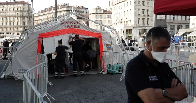 Fransa’da son 24 saatte 4 bin 771 yeni vaka tespit edildi