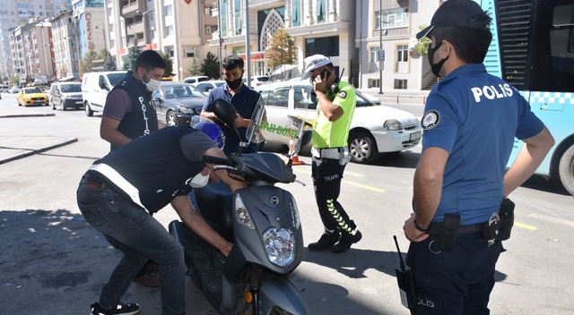 İçişleri Bakanlığınca ülke genelinde 4643 noktada eş zamanlı motosiklet uygulaması