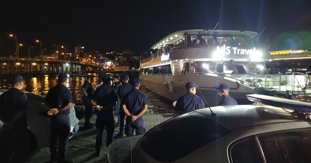 İstanbul Haliç’te teknelerde korona virüs denetimi