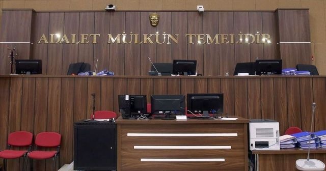 İzmir merkezli 40 ildeki FETÖ&#039;nün TSK yapılanmasına yönelik operasyonda 36 kişi tutuklandı