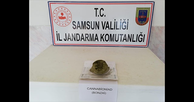 Jandarma uyuşturucu tacirlerine geçit vermiyor