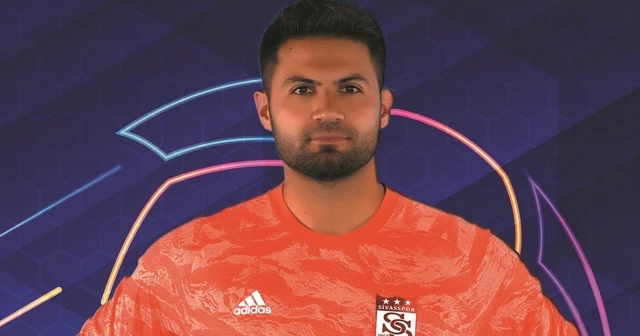 Kaleci Ali Şaşal Vural 1 yıl daha Sivasspor’da