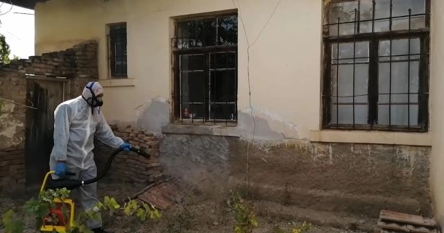 Karantina evleri dezenfekte ediliyor