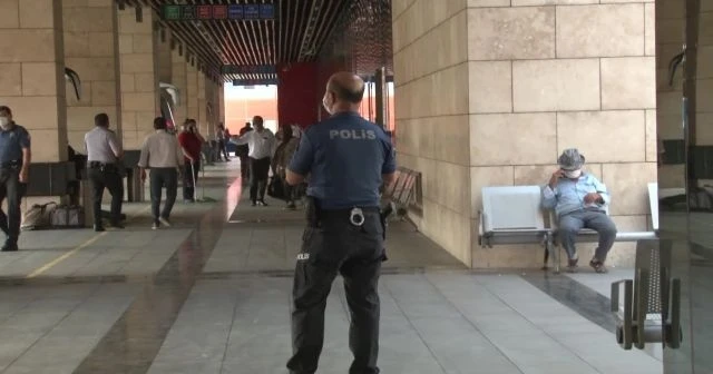 Karantinada olması gerekirken otogarda yakalandı