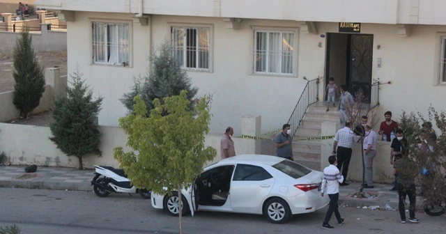 Kayınvalidesini öldürüp üzerine beton döktü