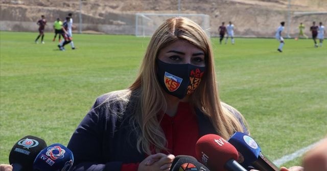 Kayserispor Kulübü Başkanı Berna Gözbaşı&#039;dan transfer açıklaması