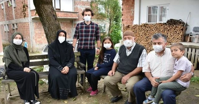 Kovid-19 teşhisi konulan 16 kişilik aile yaşadıklarını unutamıyor