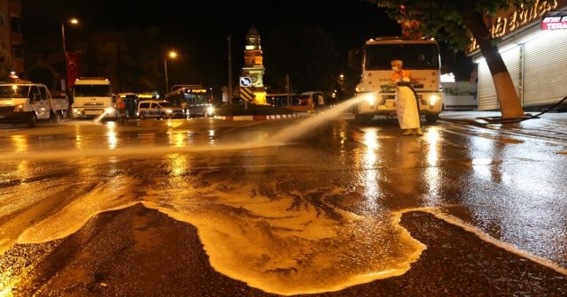 Malatya’da dezenfekte işlemi devam ediyor