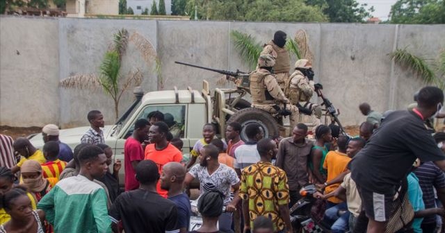 Mali&#039;de darbeciler, seçimlerin en uygun zamanda yapılacağını açıkladı