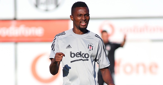 Mensah, Beşiktaş&#039;la ilk antrenmanına çıktı