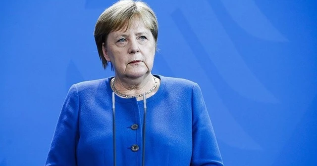 Merkel'den zehirlenen Rus muhalif aktivist Navalnıy ile ilgili açıklama